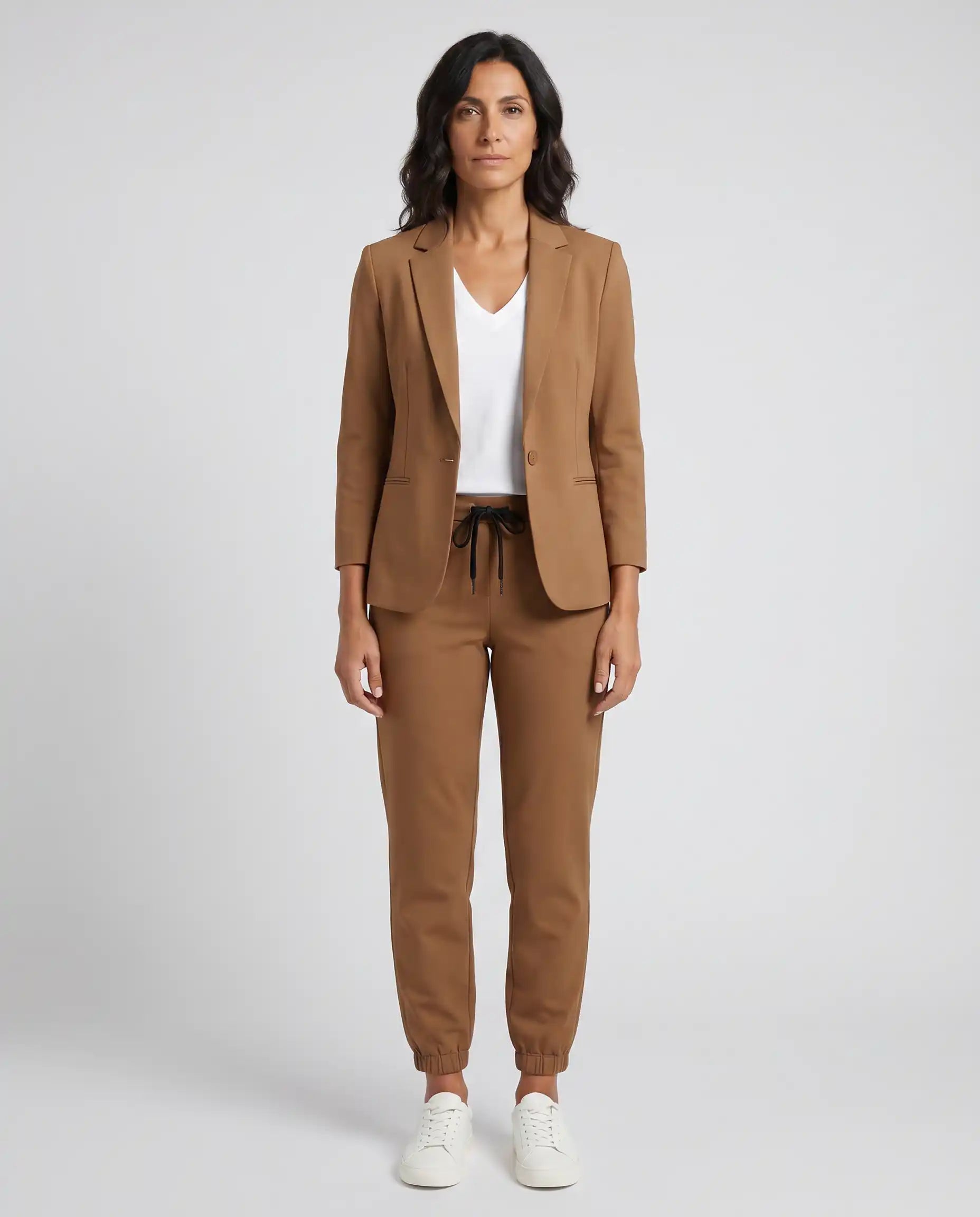 Beatrice | Eleganza Moderna in un Completo Confortevole